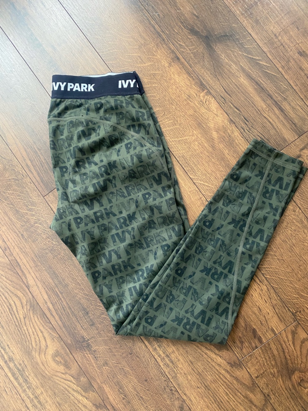 IVY PARK  Beyoncé Olive Green Logo-Print Leggings with Black Waistband